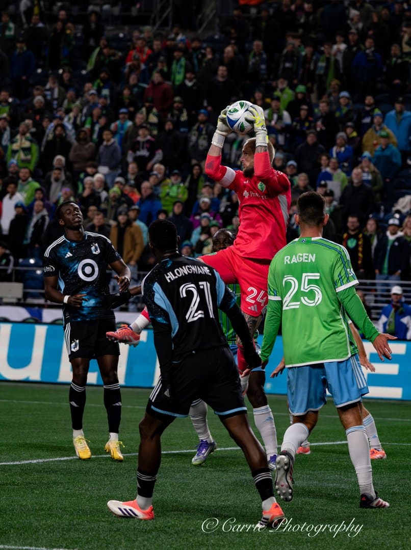 sounders goalkeeper 